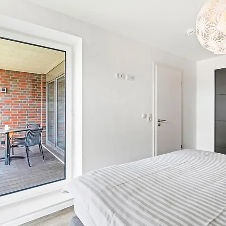 Apartment 10 Emden